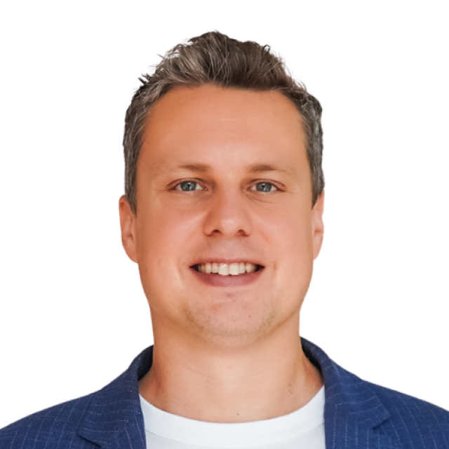 Portrait von Bastian Meierhans, CEO von ofelos