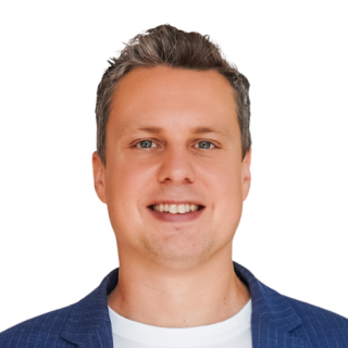 Portrait von Bastian Meierhans, CEO von ofelos